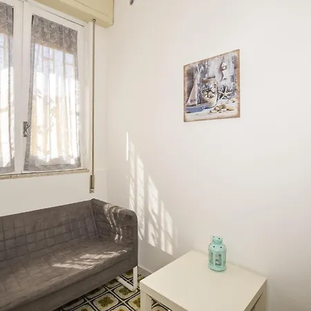 Holiday home Cozy In With Kitchenette Marina di Ragusa