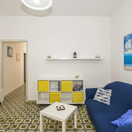 Cozy In With Kitchenette Holiday home *