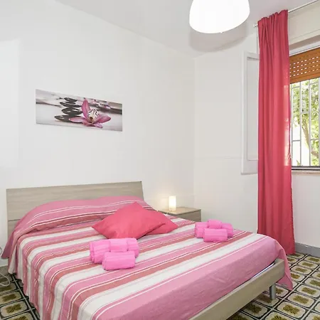 Holiday home Cozy In With Kitchenette